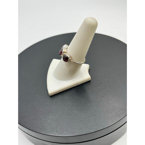 Sterling Silver Bezel Set Three Round Red Garnet Cabochon January Ring size 8.25 - Picture 3 of 8